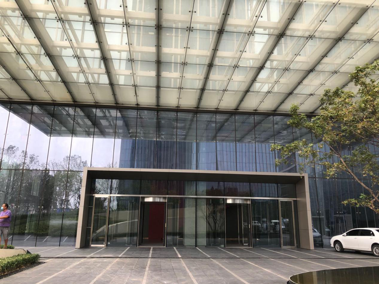 丽泽平安金融大厦门口