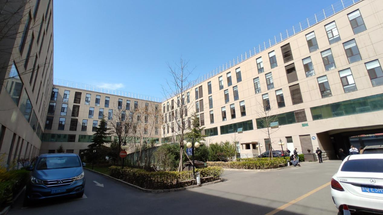 金泉时代大厦侧立面