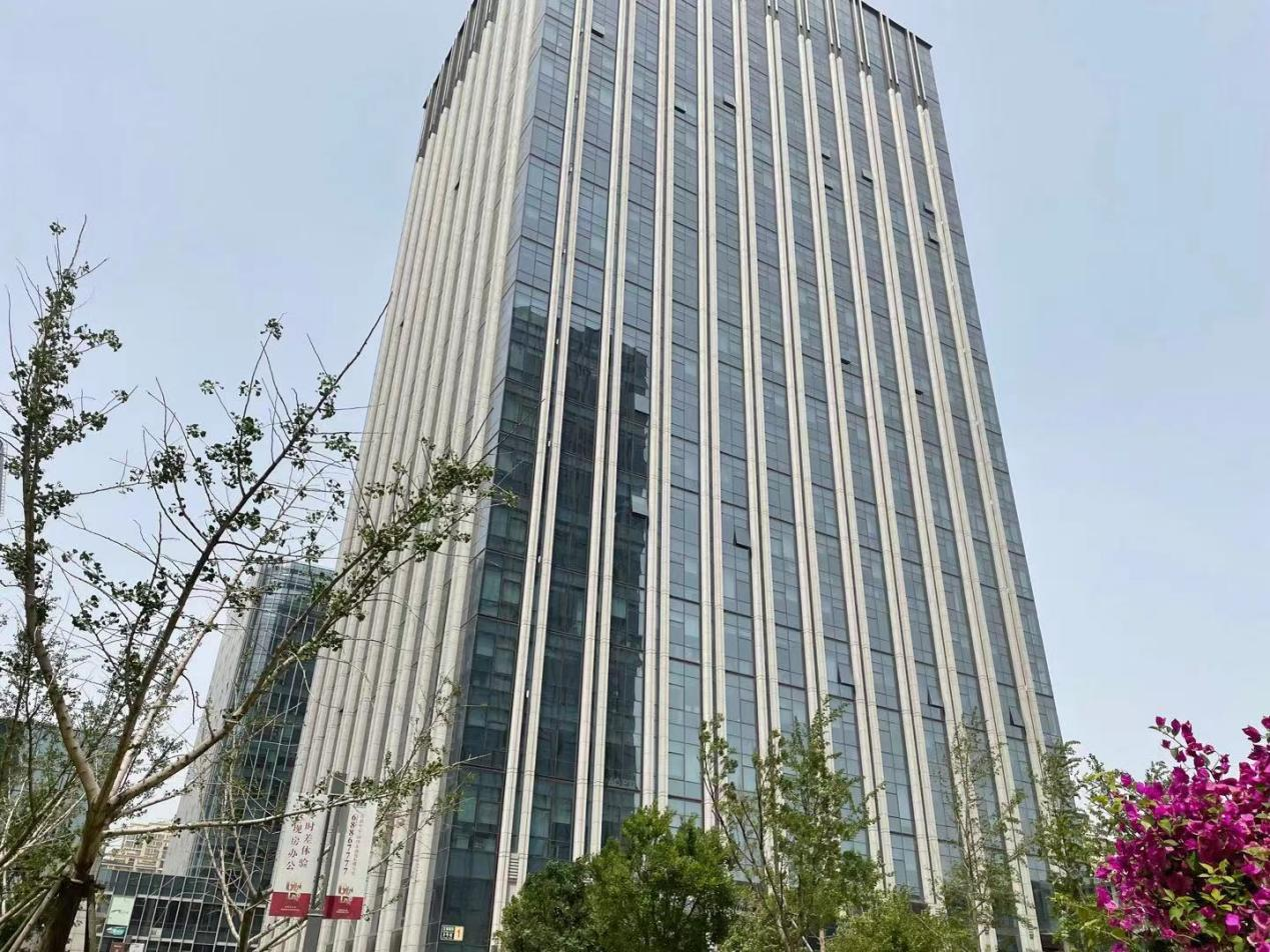 绿地环球文化金融城侧立面